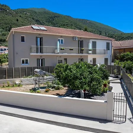 Ionion Vilă Sami (Kefalonia)